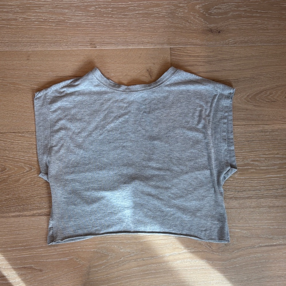 Amazon Gray Women's Crop Top